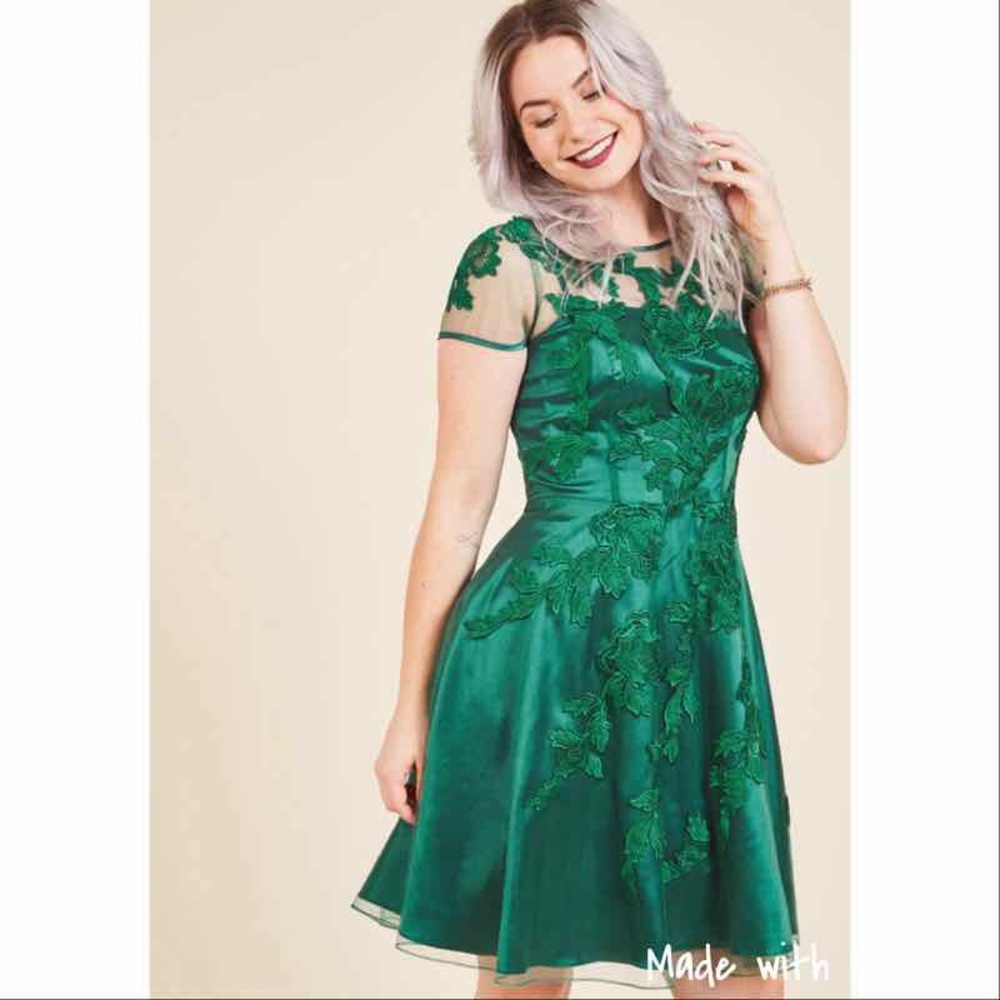 ModCloth Emerald Cocktail/Prom Dress
